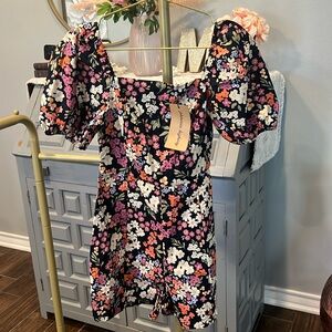 NWT Princess Highway Natalie Puff Sleve Playsuit Size 6